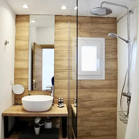 דירה Cozy In The Heart Of אורנוס